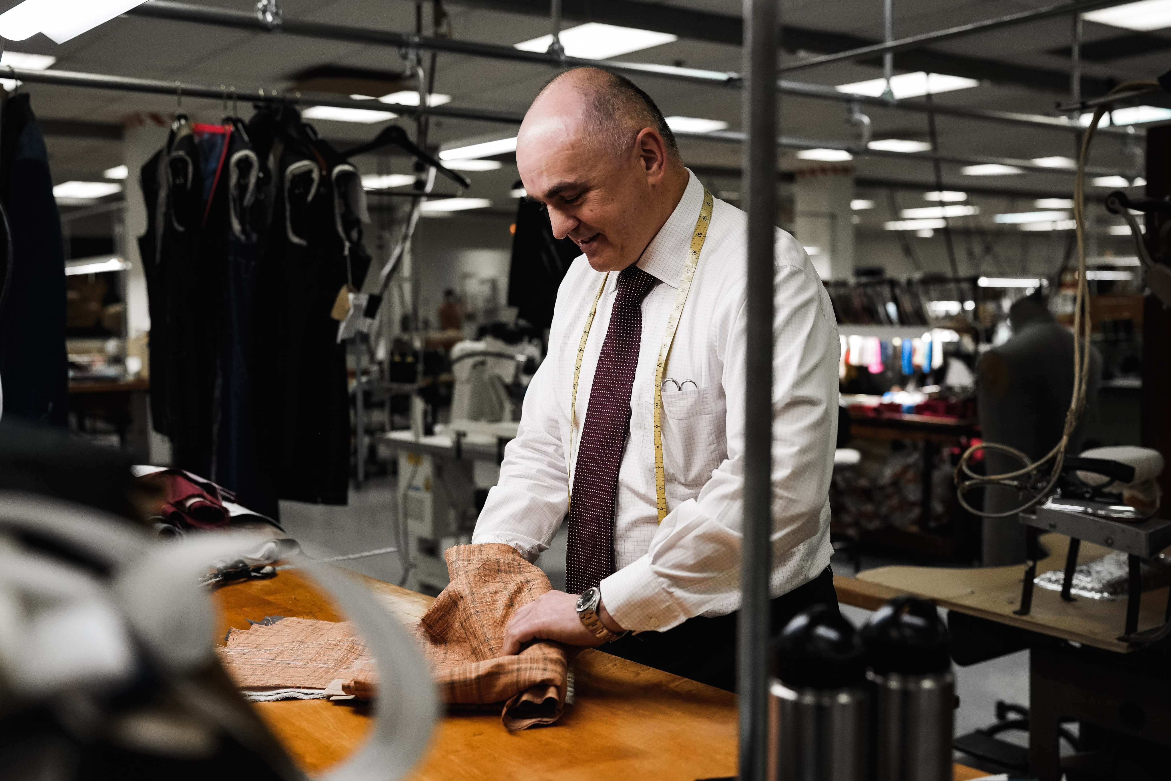 Oxxford Factory - Master tailor at work